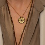 Rozetta Neck Gold Grey