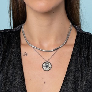Rozetta Neck Silver Grey